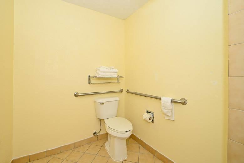 Manchester Heritage Inn & Suites 외부 사진